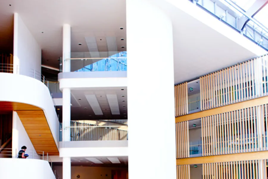 Oversiktsbilde fra vrimleområdet på sykehuset i Tønsberg