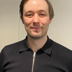 Portrettfoto av Lasse Olsen Rossvoll