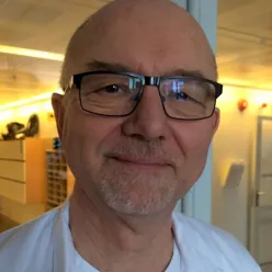 Portrettfoto av Nils Grude
